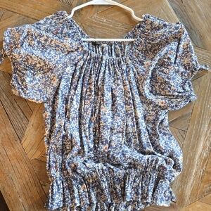 GUESS flowy gathered rayon summer shirt! S